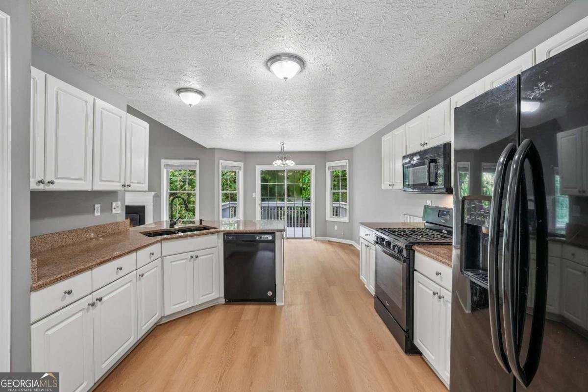 209 Eagle Glen Court Woodstock - Photo 8