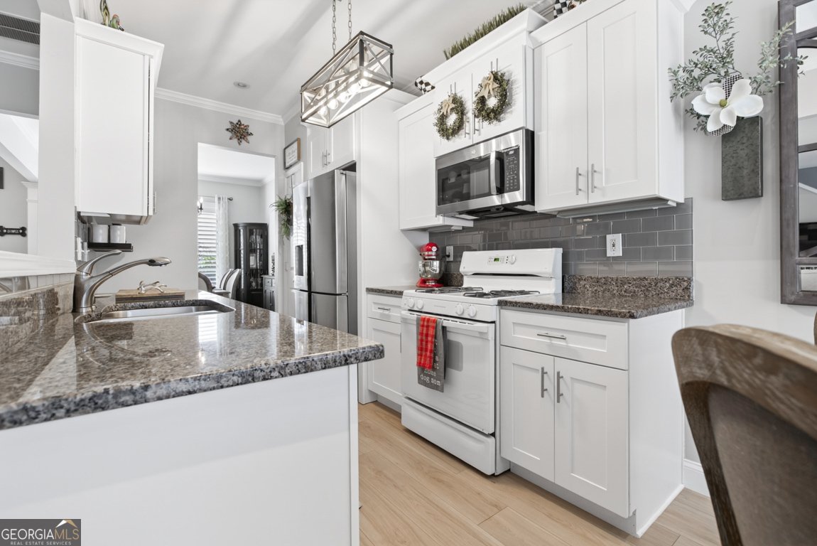 4901 Falling Water Terrace Roswell - Photo 15