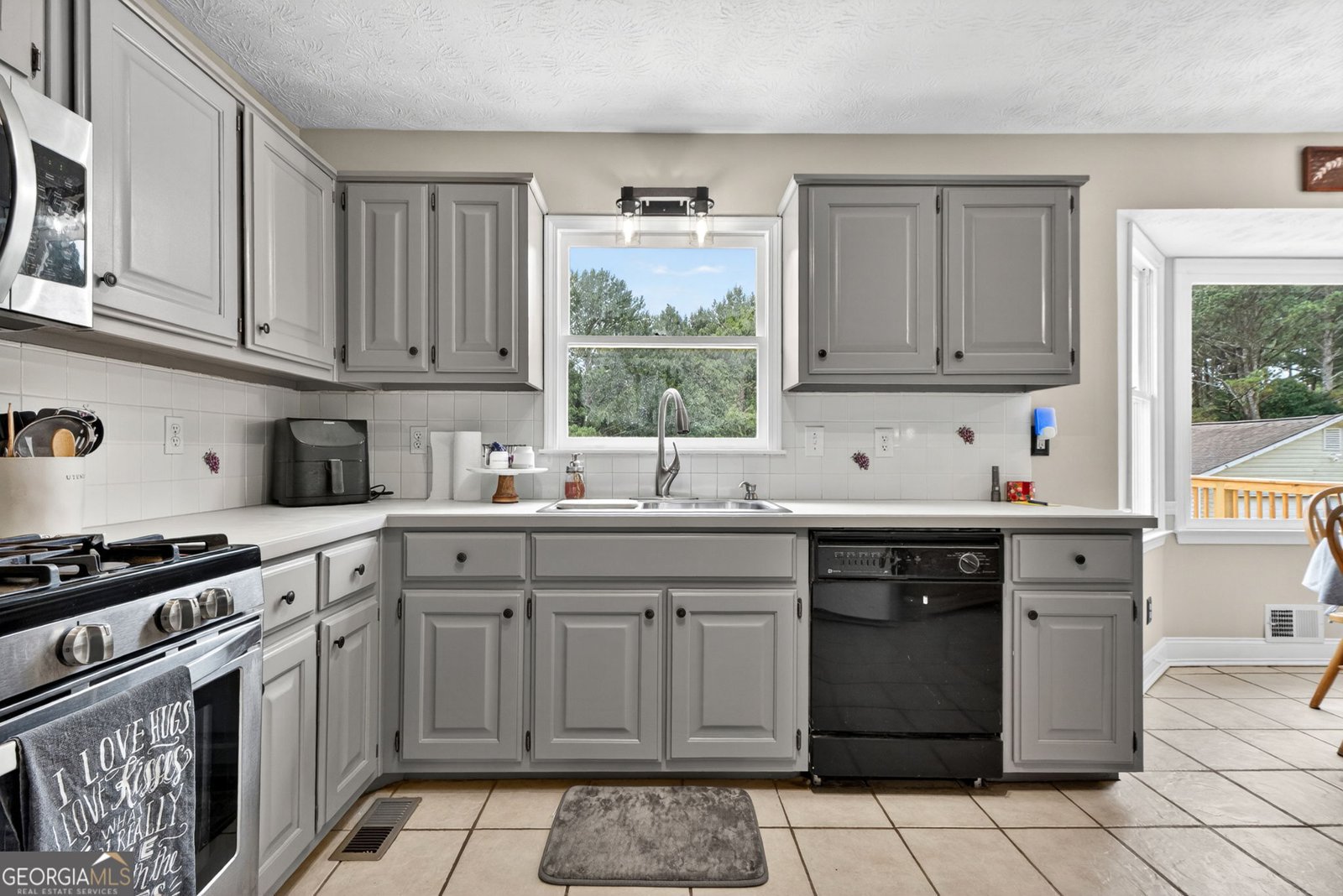 136 Thicket Trail McDonough - Photo 9