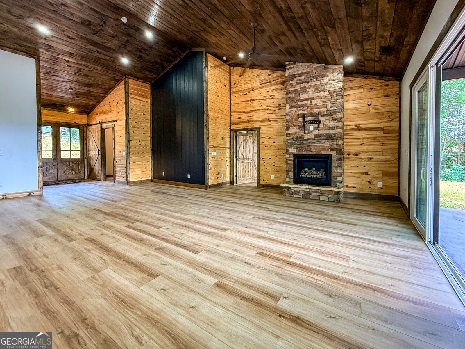 402 Lovelace Road Clarkesville - Photo 16