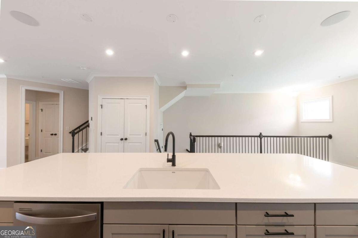 2130 Holtz Lane Atlanta - Photo 15