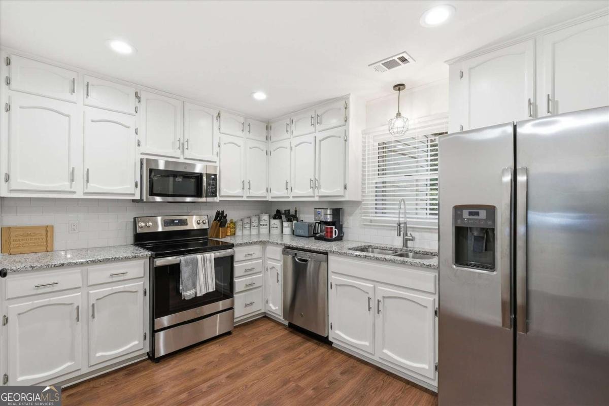 230 West Avenue Carrollton - Photo 15