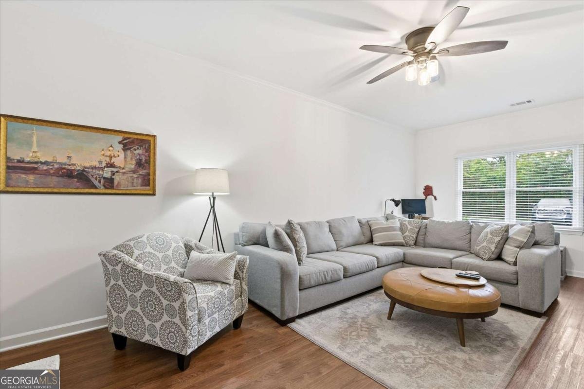 230 West Avenue Carrollton - Photo 7
