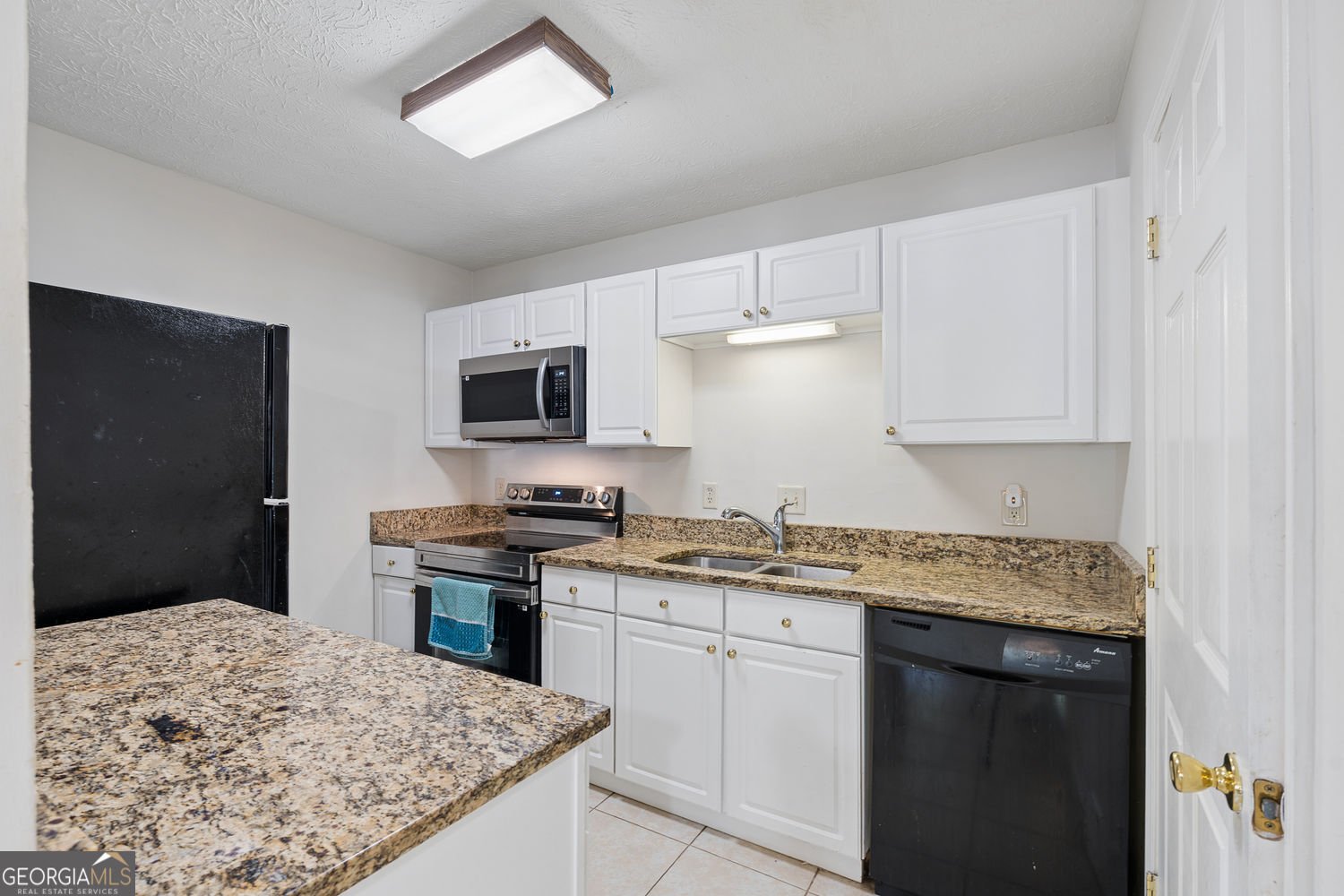 3985 Woodridge Way Tucker - Photo 13