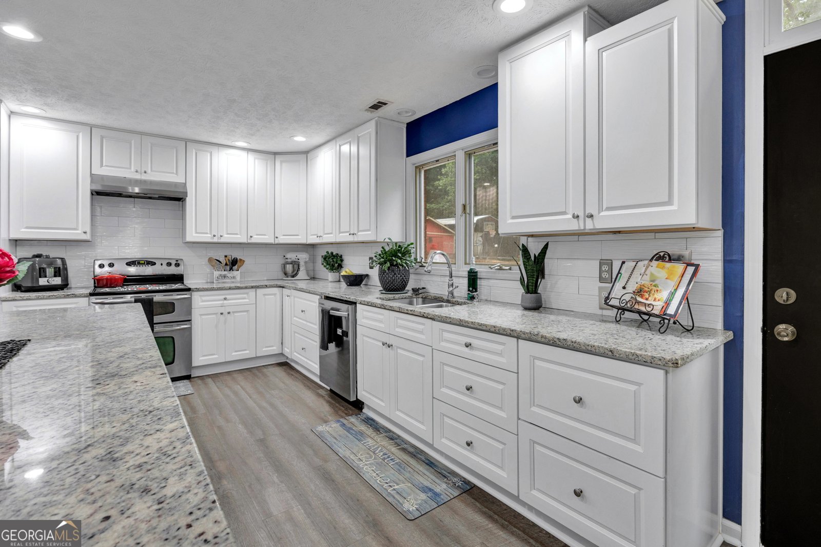 205 High Point Forest Drive Covington - Photo 17
