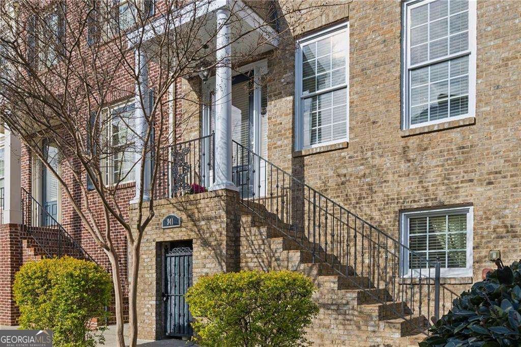 941 Persimmon Point Atlanta - main photo
