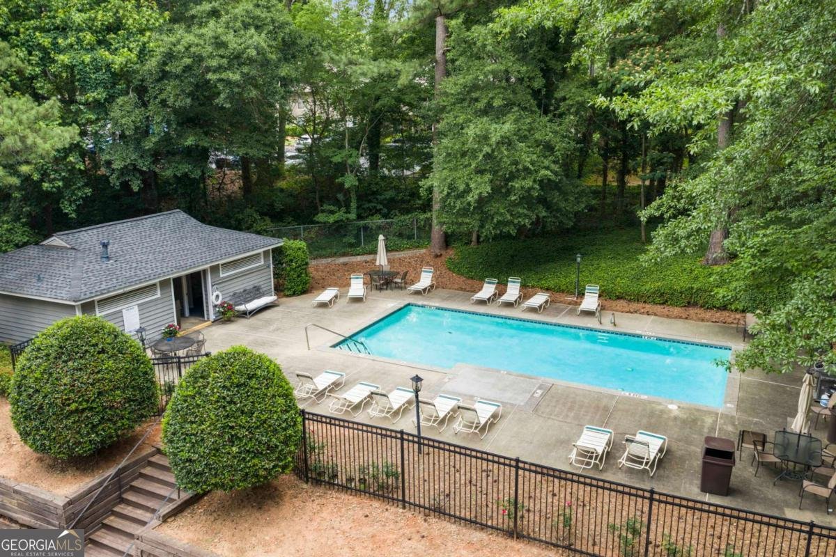 530 Warm Springs Circle Roswell - Photo 18