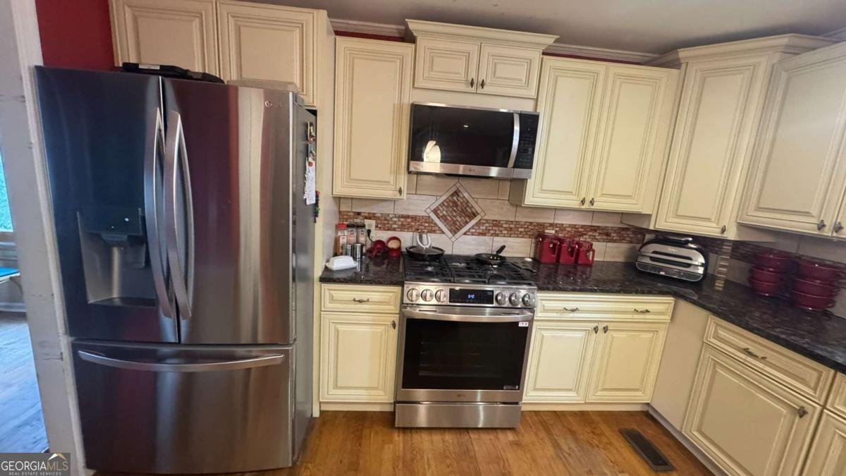 4291 Farmbrook Lane Kennesaw - Photo 11