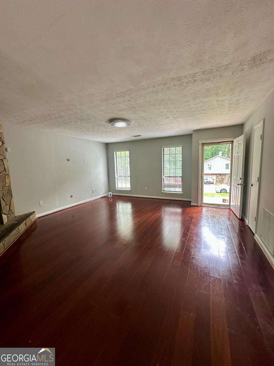 824 Greenhedge Drive Stone Mountain - Photo 9