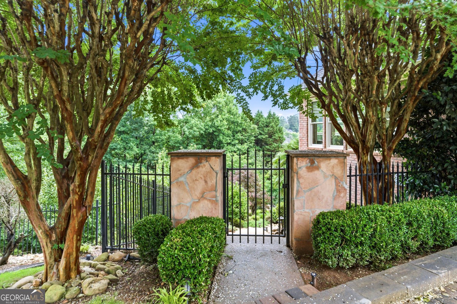 8360 Kenningston Way Duluth - Photo 55