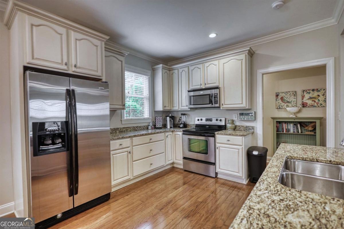 1100 Starboard Drive Greensboro - Photo 19
