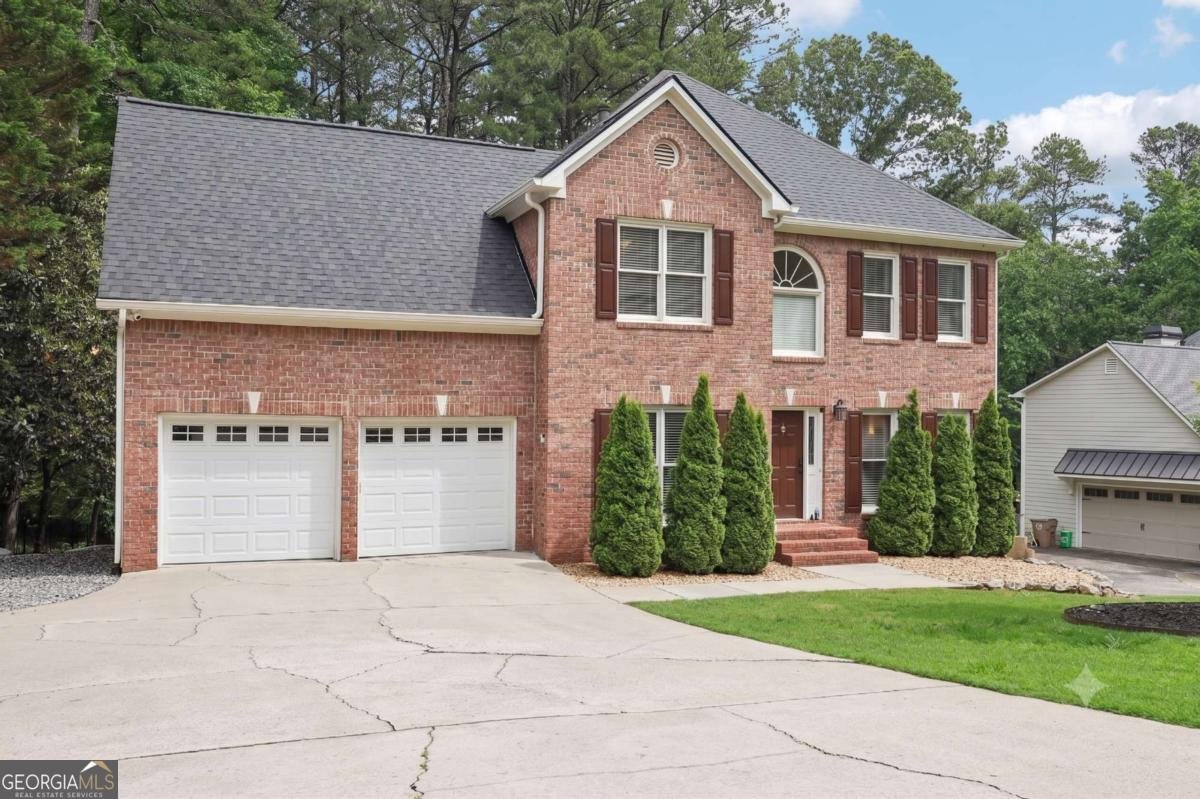 2125 Melrose Trace Cumming - main photo