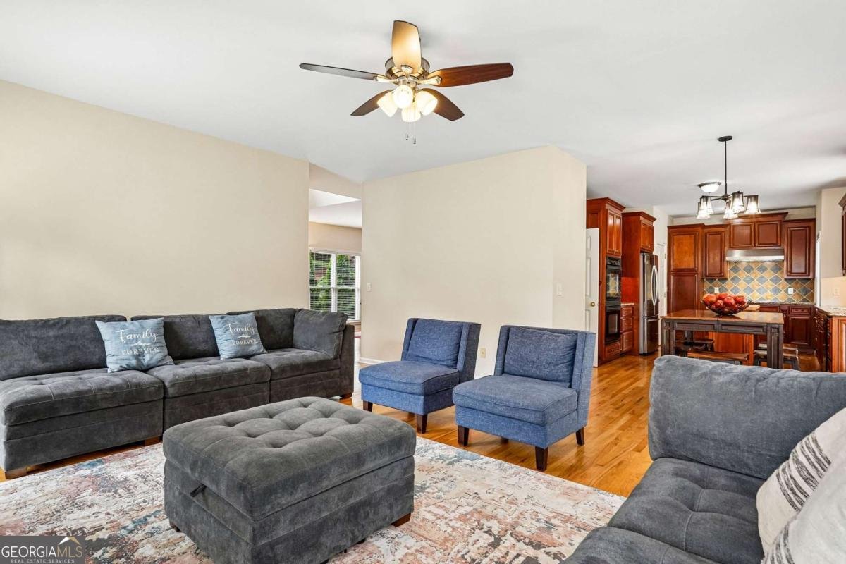 2125 Melrose Trace Cumming - Photo 14