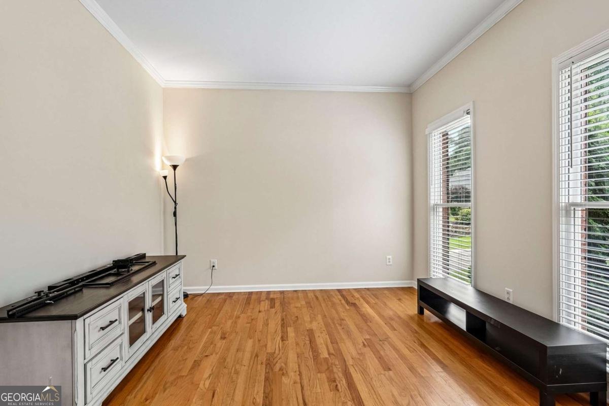 2125 Melrose Trace Cumming - Photo 6