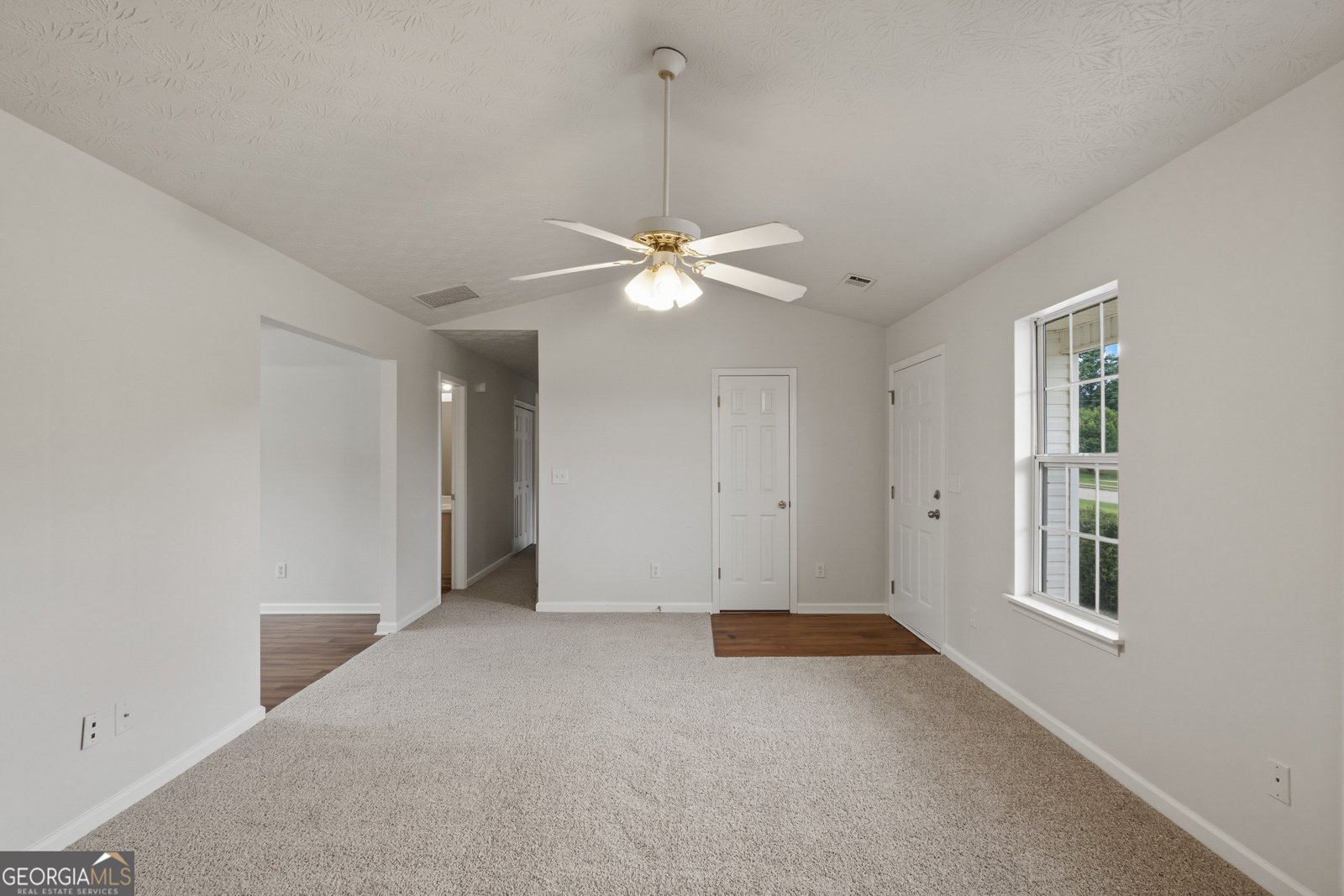 30 Hunters Trace Covington - Photo 6