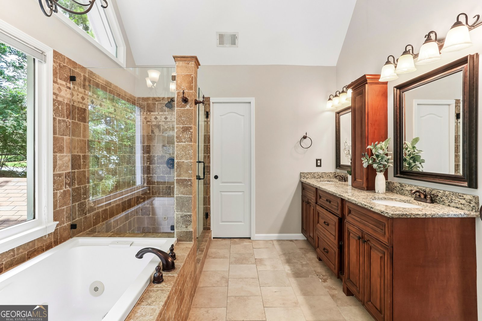 7350 Devonhall Way Johns Creek - Photo 18