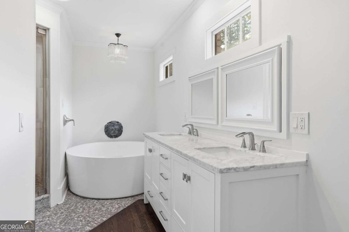 9785 La View Circle Roswell - Photo 18
