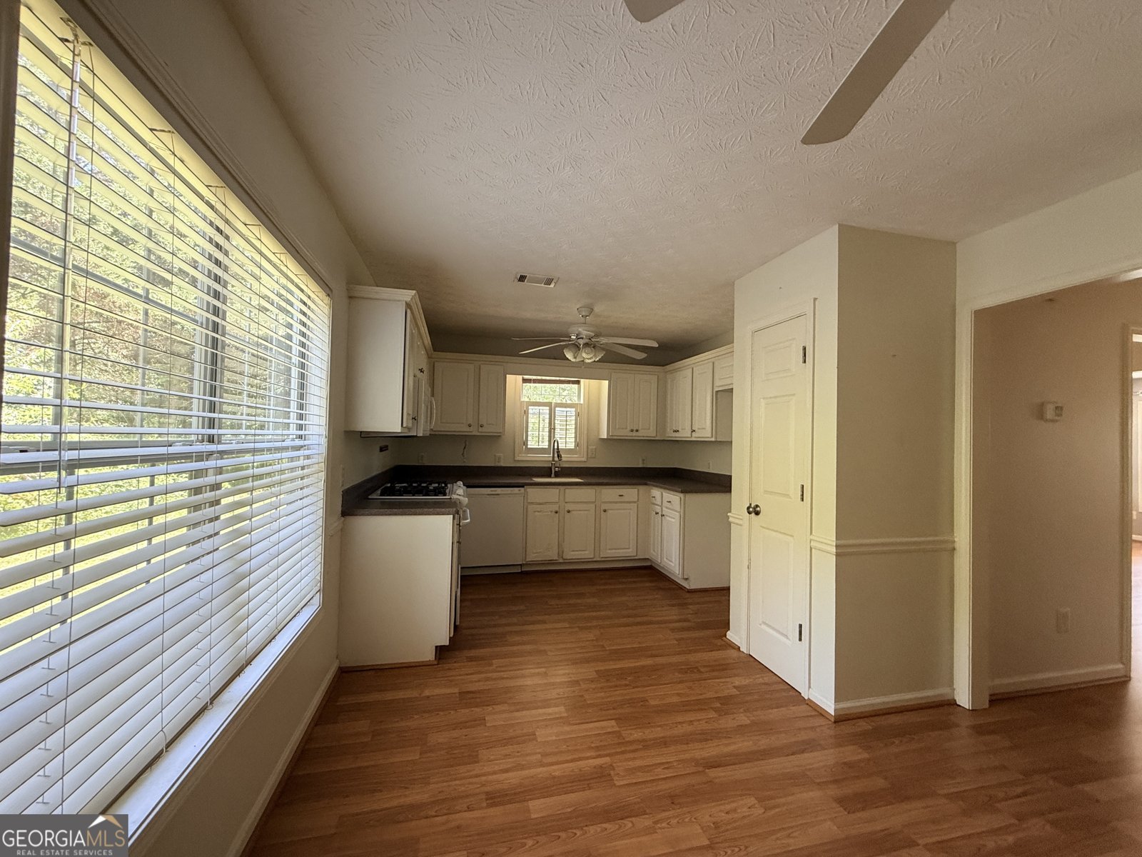 190 The Falls Boulevard Covington - Photo 9