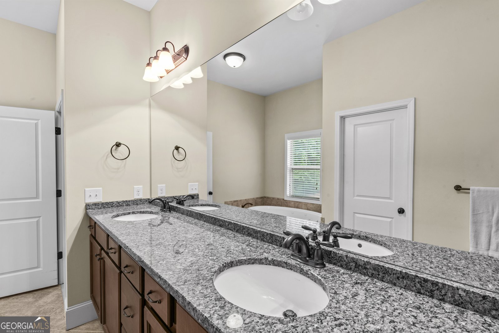 1801 Northwoods Drive Greensboro - Photo 32