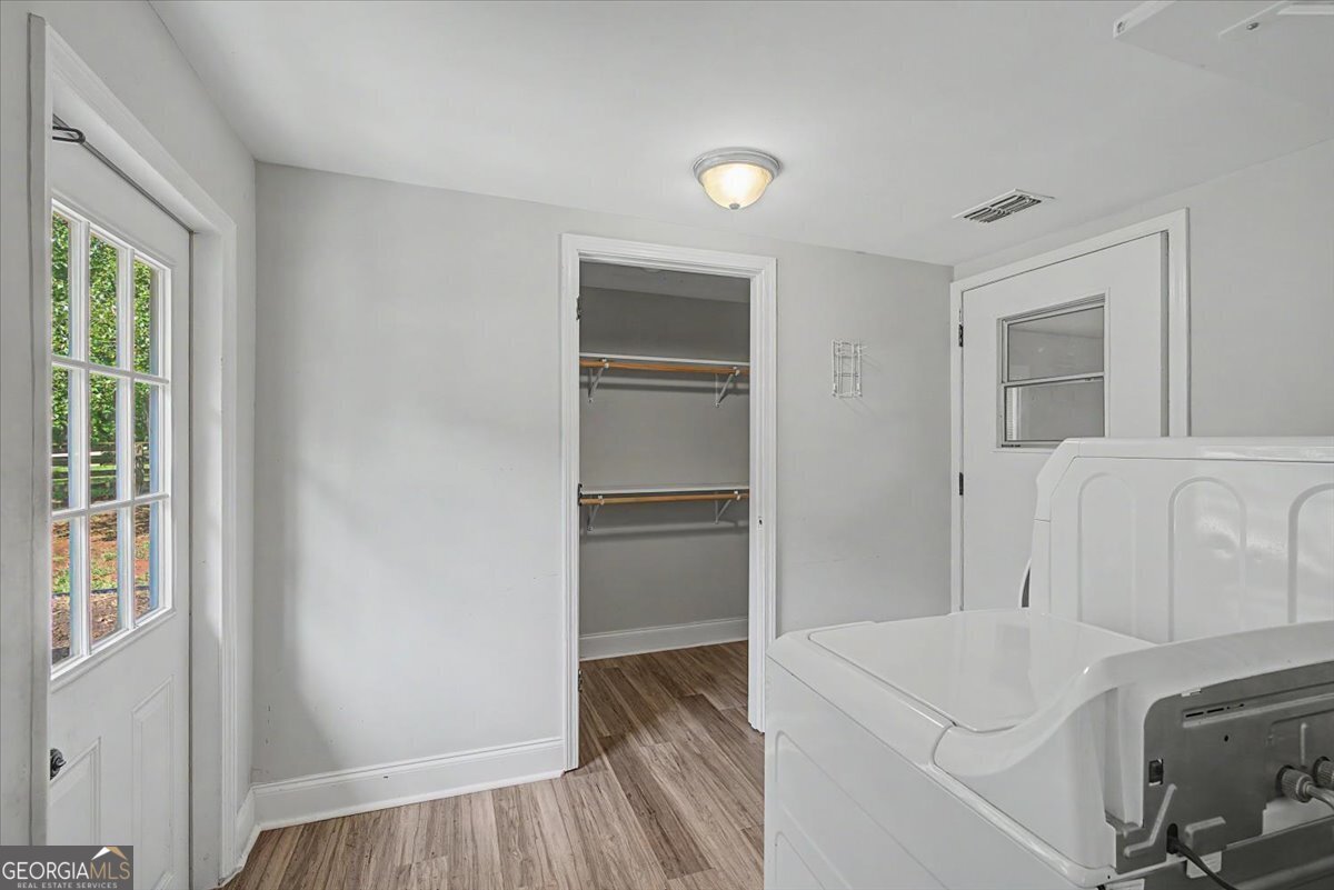 718 Baskin Road Temple - Photo 32