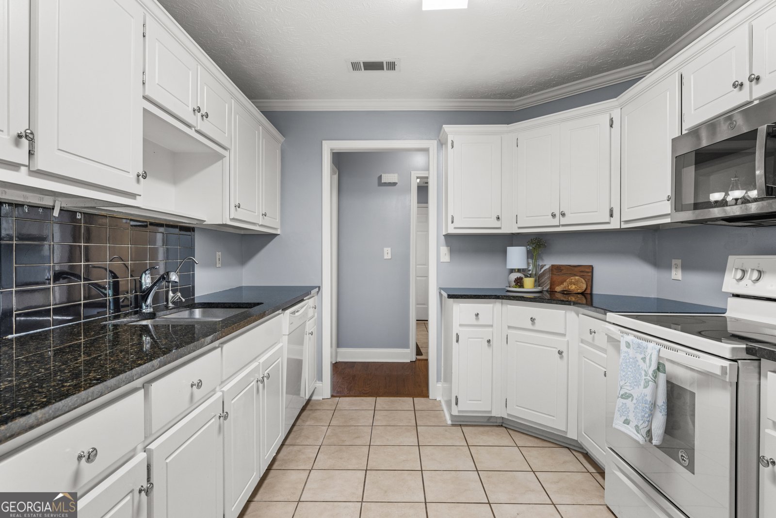 241 Old Pond Road Lagrange - Photo 13