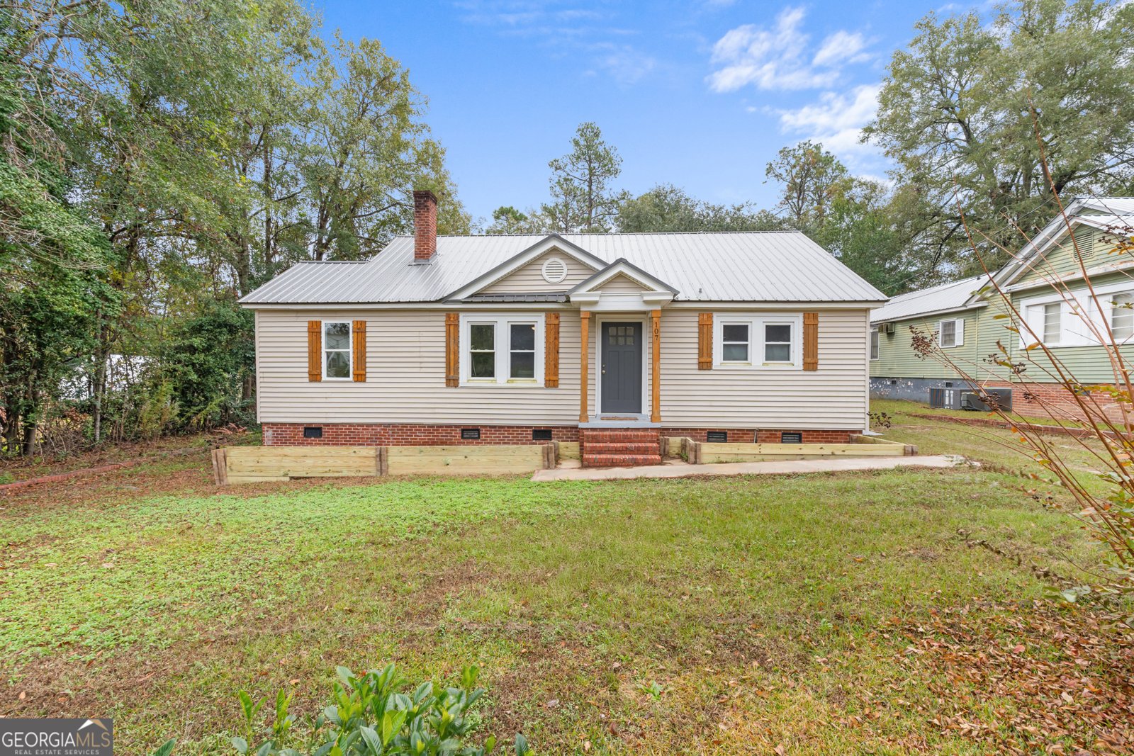 107 Dixie Avenue Sylvania - main photo