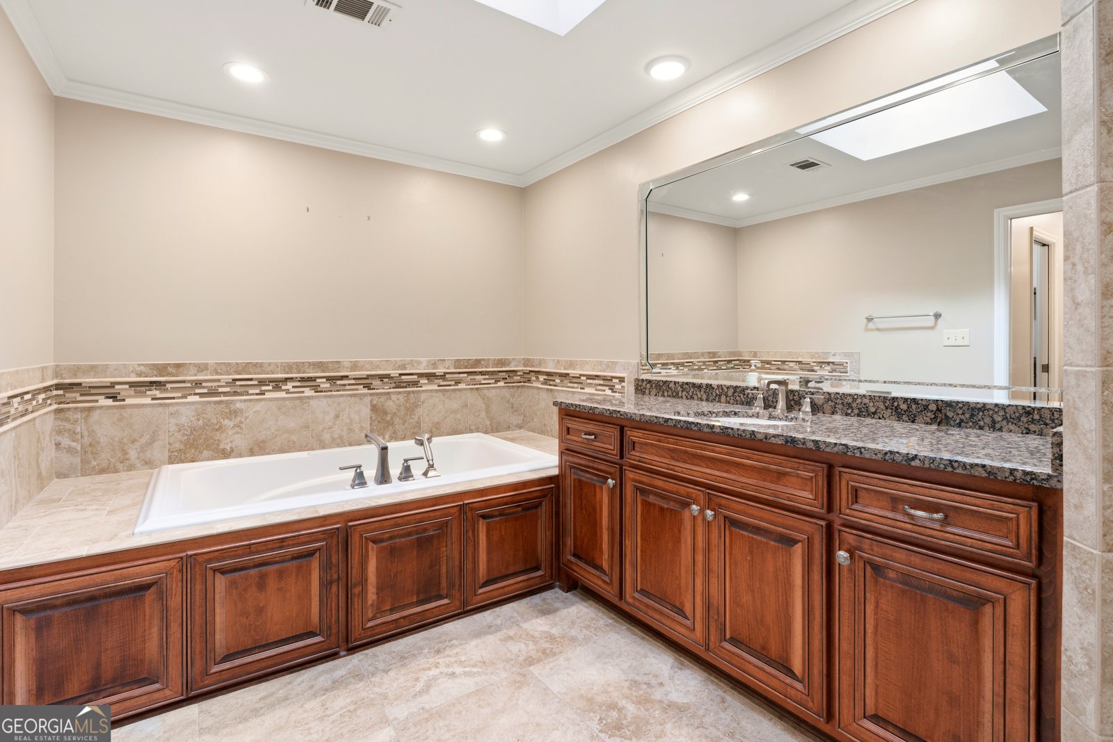 5905 Psalmond Road Midland - Photo 24
