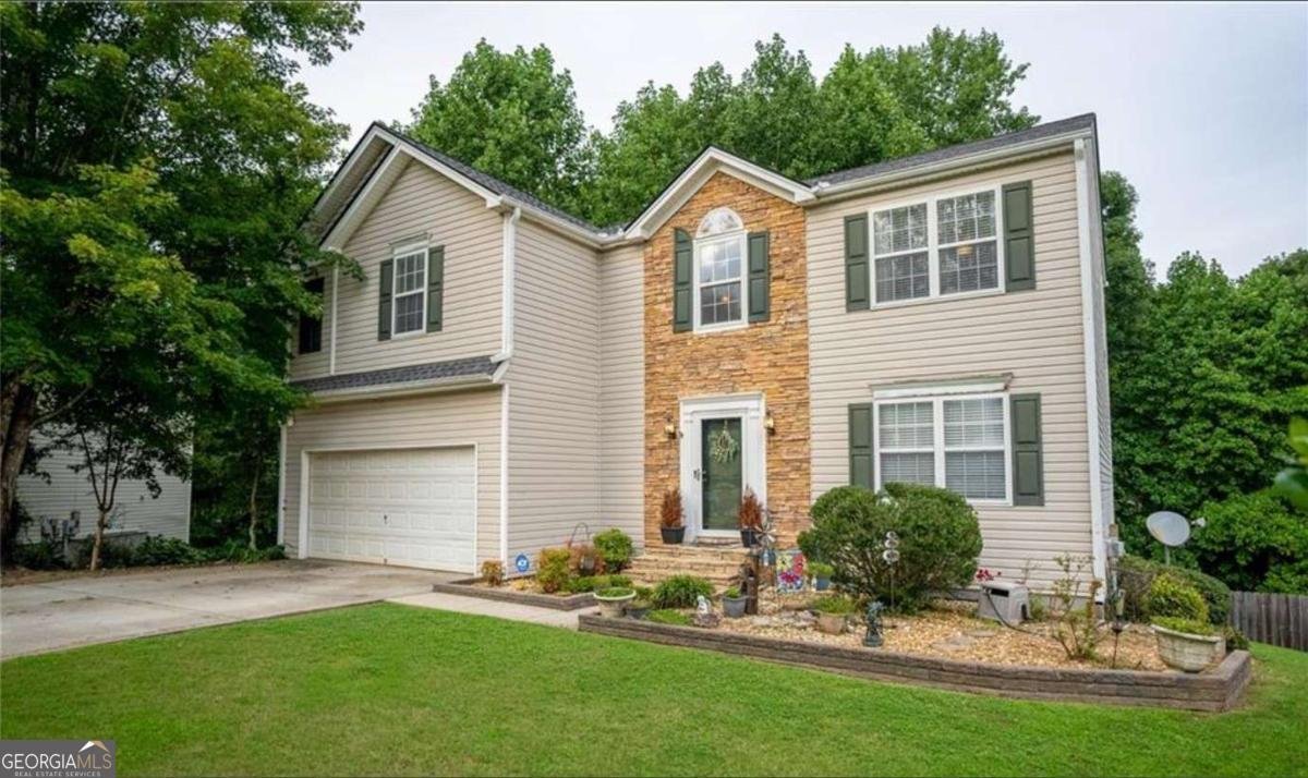 1805 Campbell Ives Drive Lawrenceville - main photo