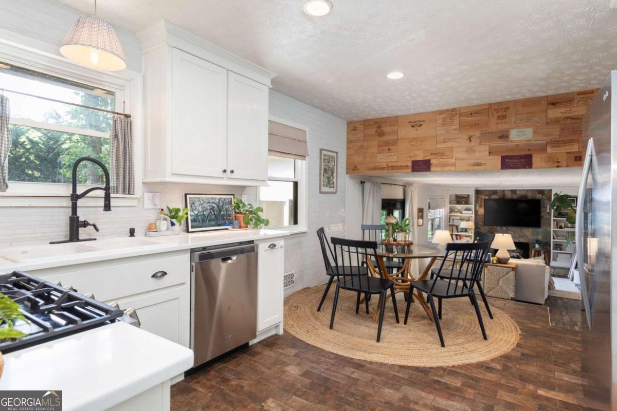 2262 Stag Run Suwanee - Photo 8