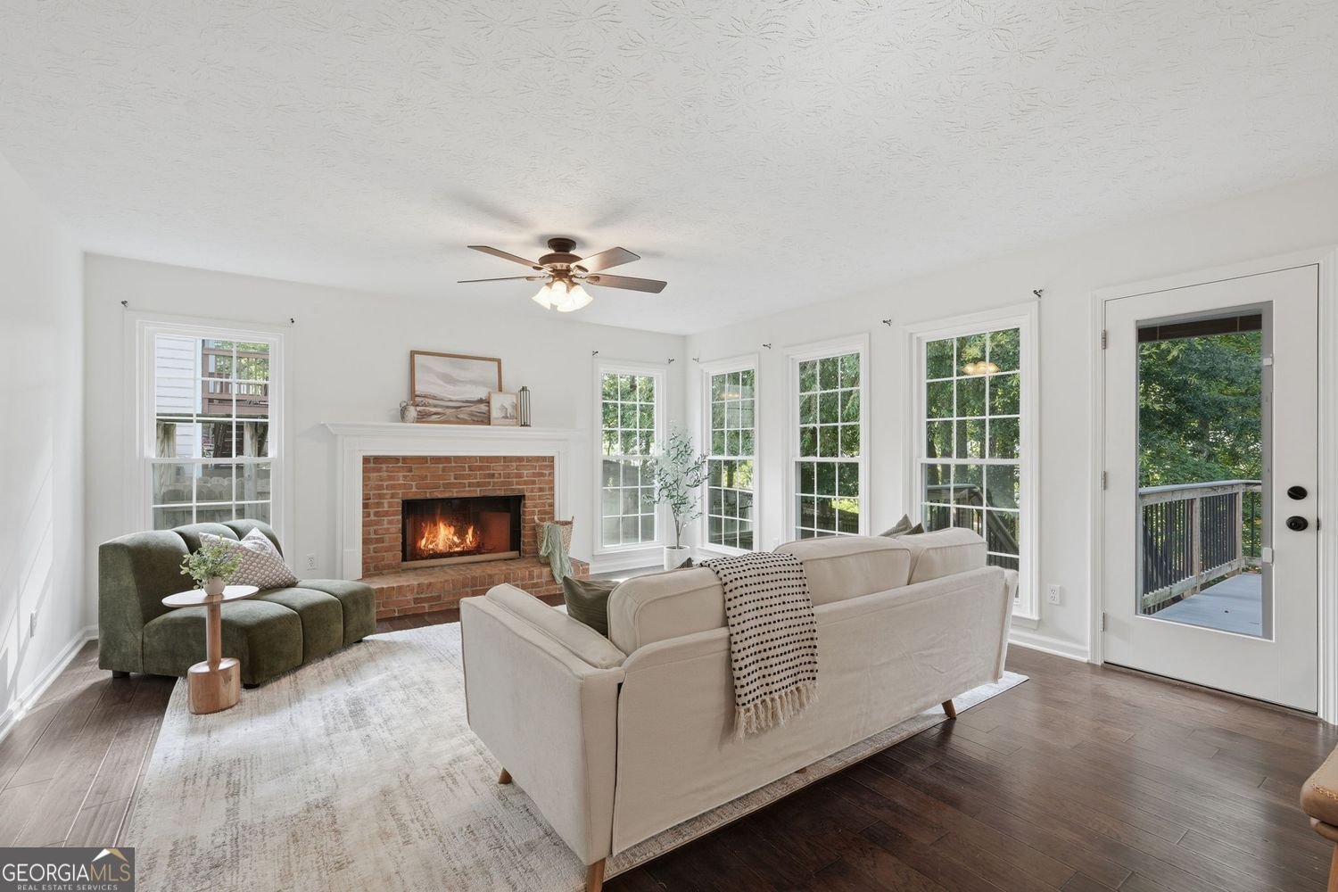 1427 Emerald Pine Court Lawrenceville - Photo 11