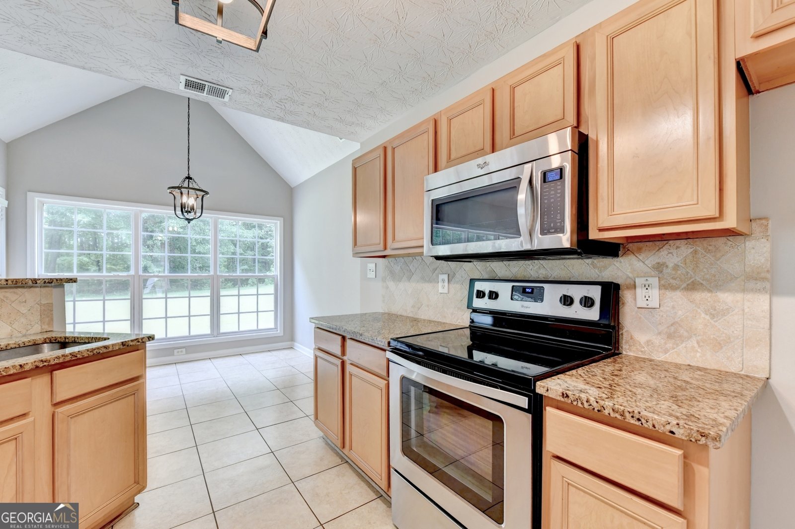 7012 Litany Court Flowery Branch - Photo 12