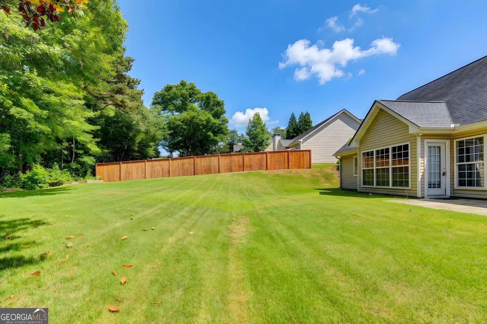7012 Litany Court Flowery Branch - Photo 32
