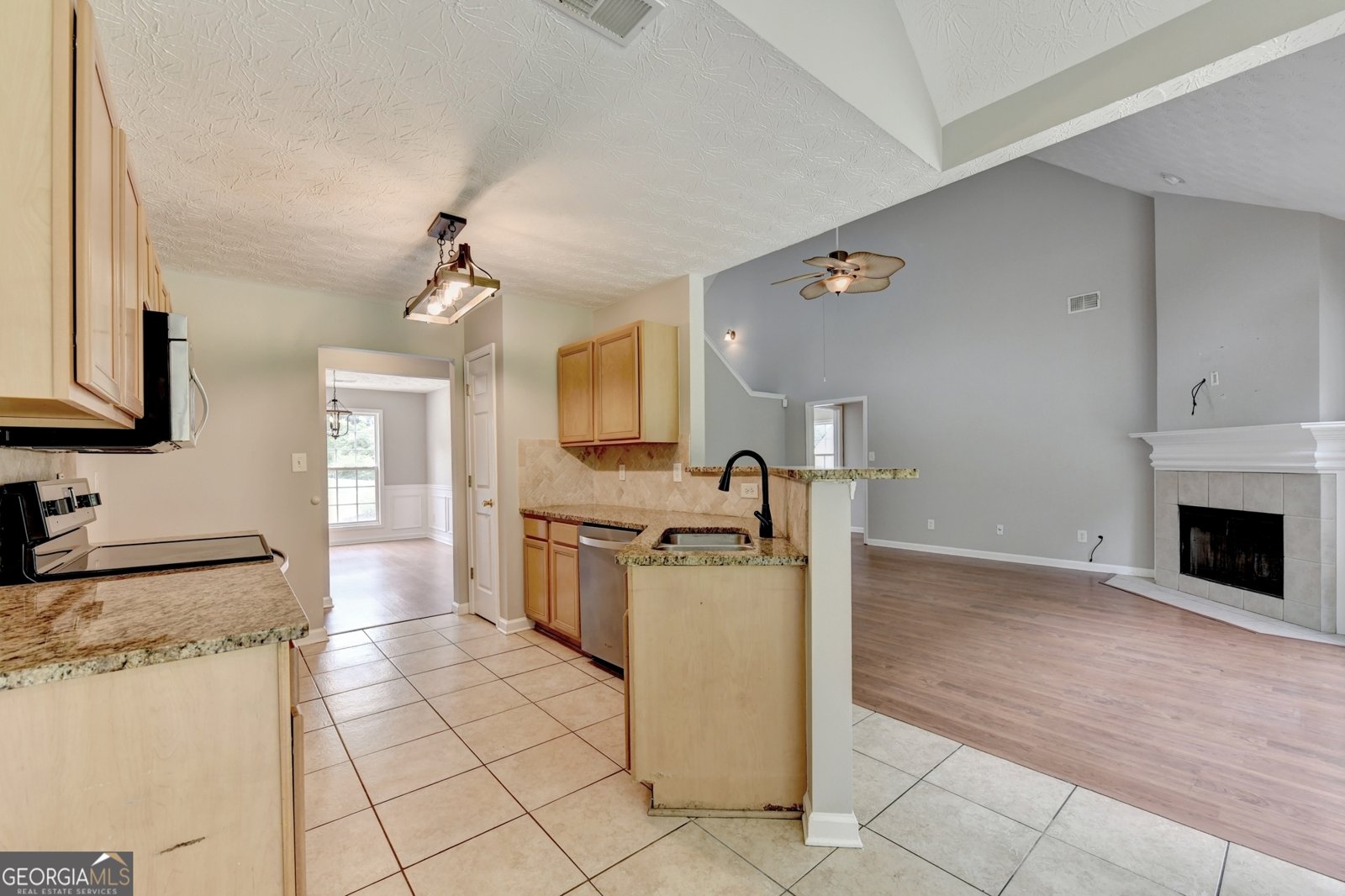 7012 Litany Court Flowery Branch - Photo 9