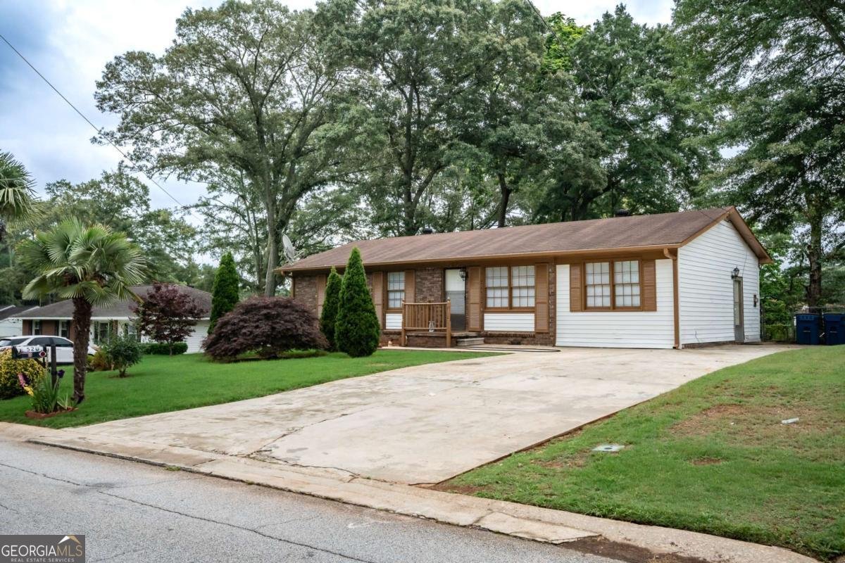520 Pinecrest Drive Riverdale - main photo