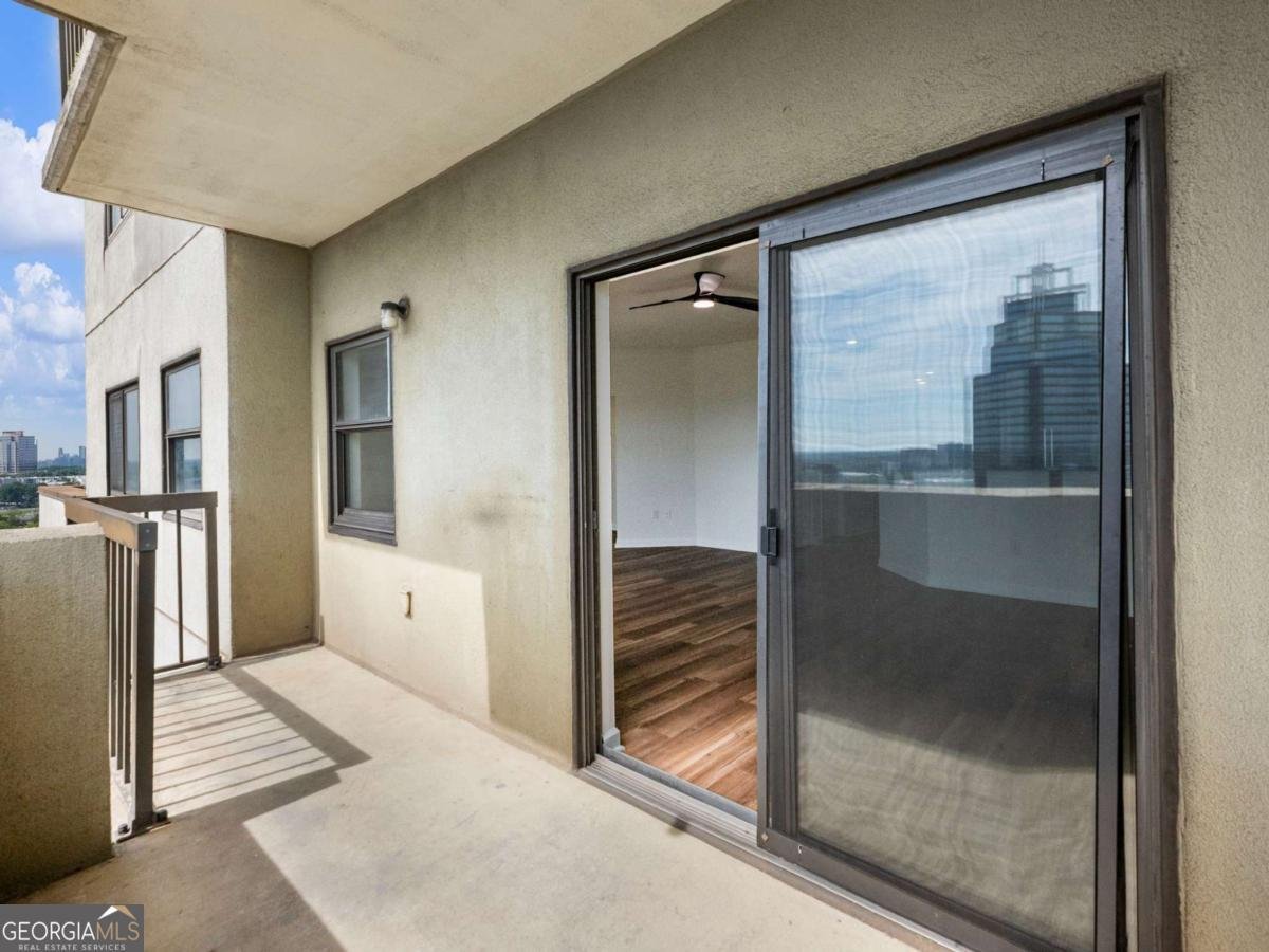 795 Hammond Drive Atlanta - Photo 11