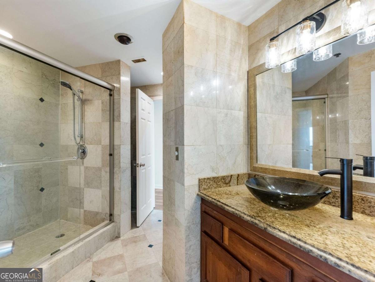 795 Hammond Drive Atlanta - Photo 9