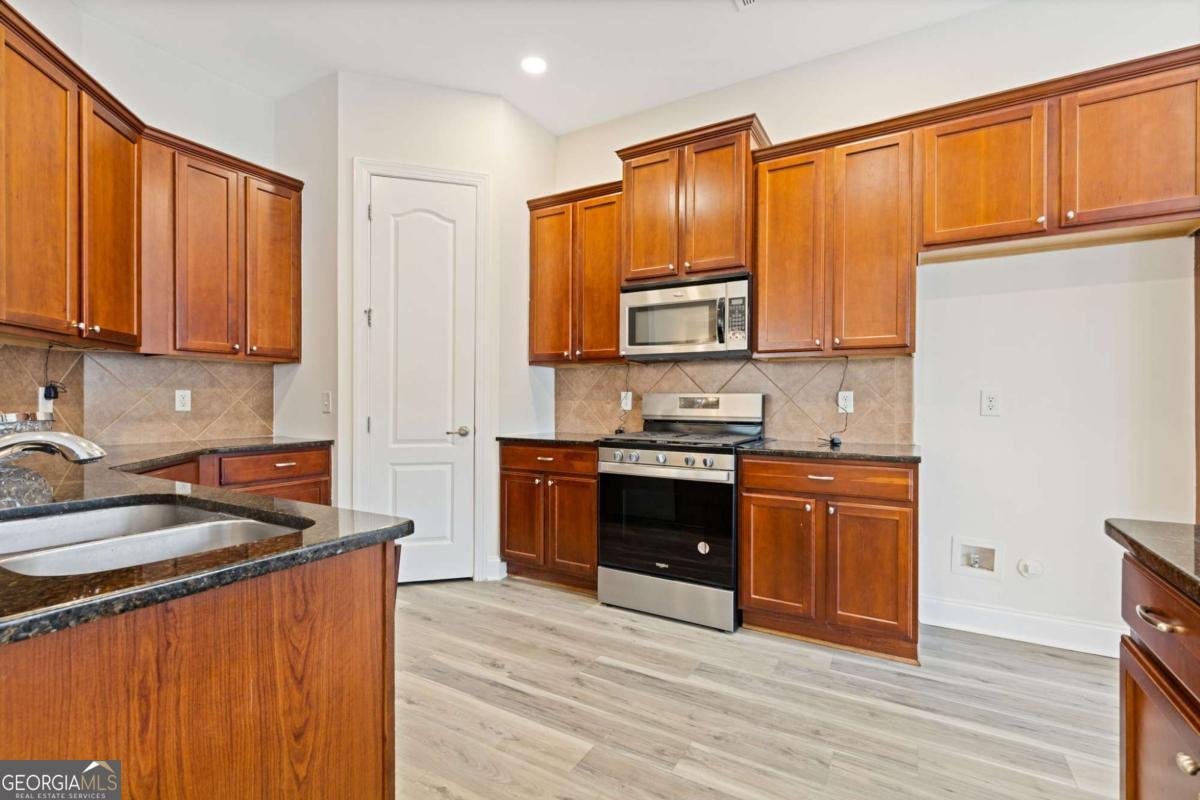 2210 Atkinson Park Drive Lawrenceville - Photo 12
