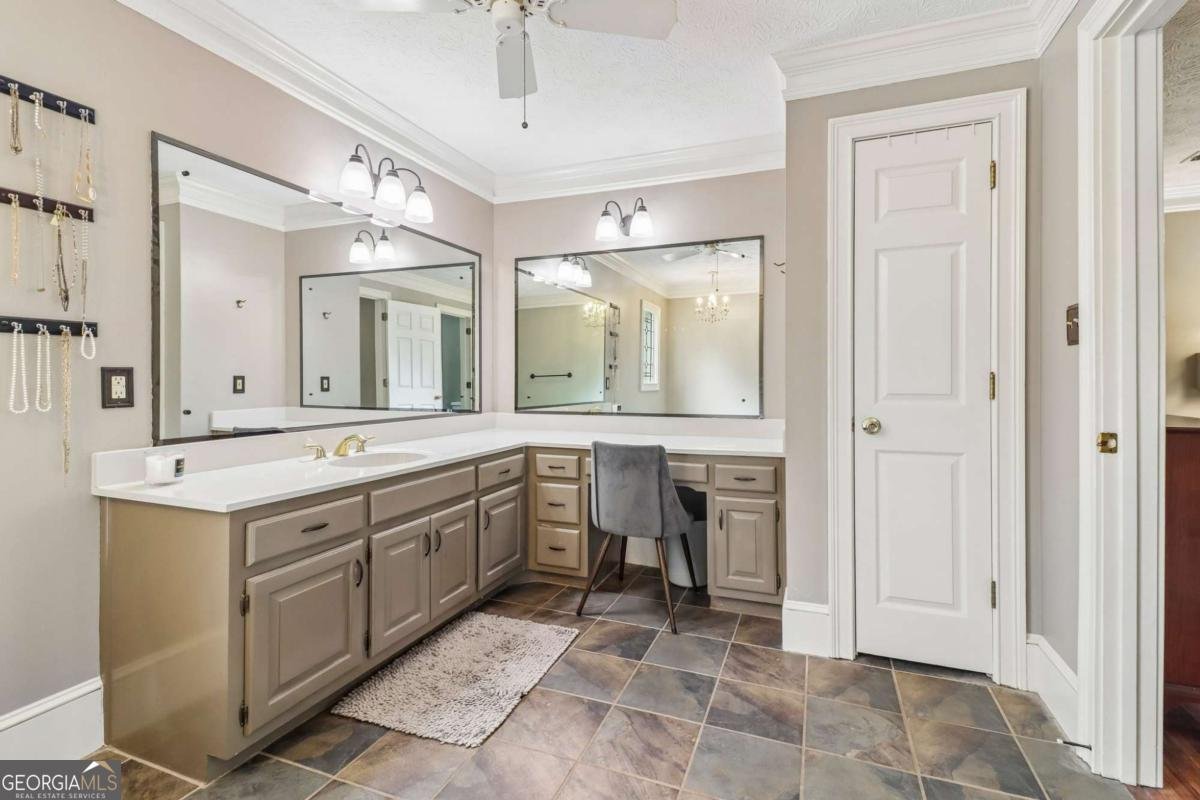 914 Newcastle Drive Lilburn - Photo 44