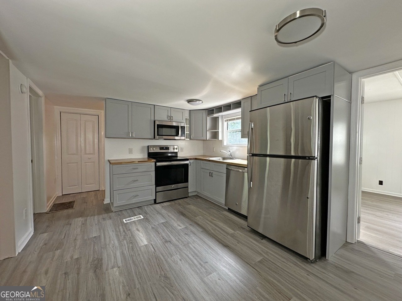 283 Brown Bridge Road Auburn - Photo 12