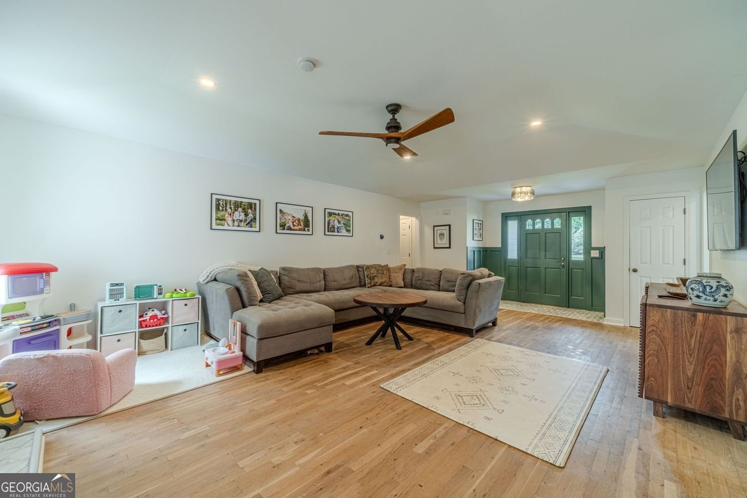 498 Slew Avenue Lawrenceville - Photo 9