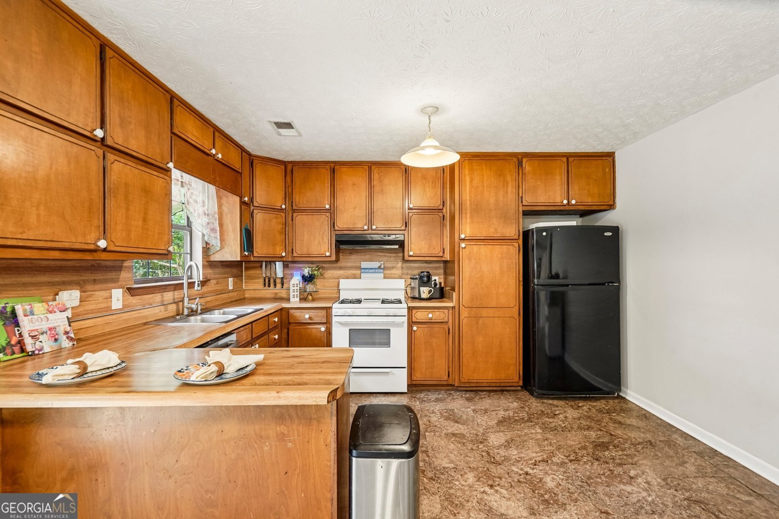 131 Jennifer Lane McDonough - Photo 8