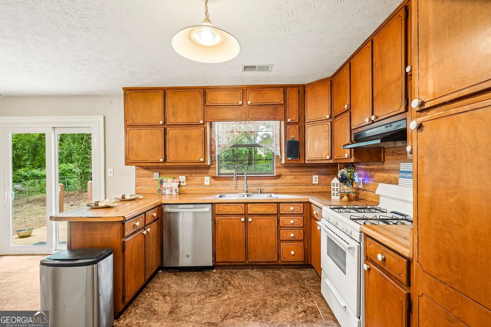 131 Jennifer Lane McDonough - Photo 9