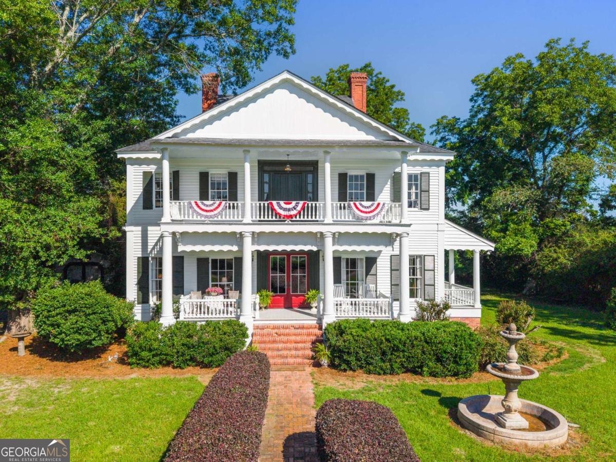 8075 Lakeview Road Statesboro - main photo