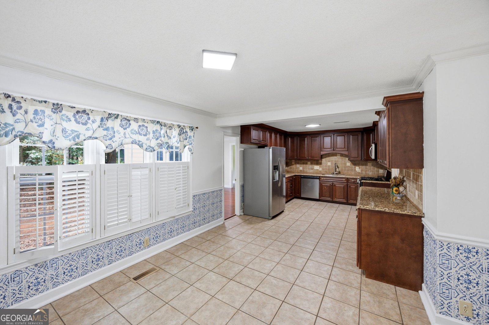 1215 Craddock Way Macon - Photo 11