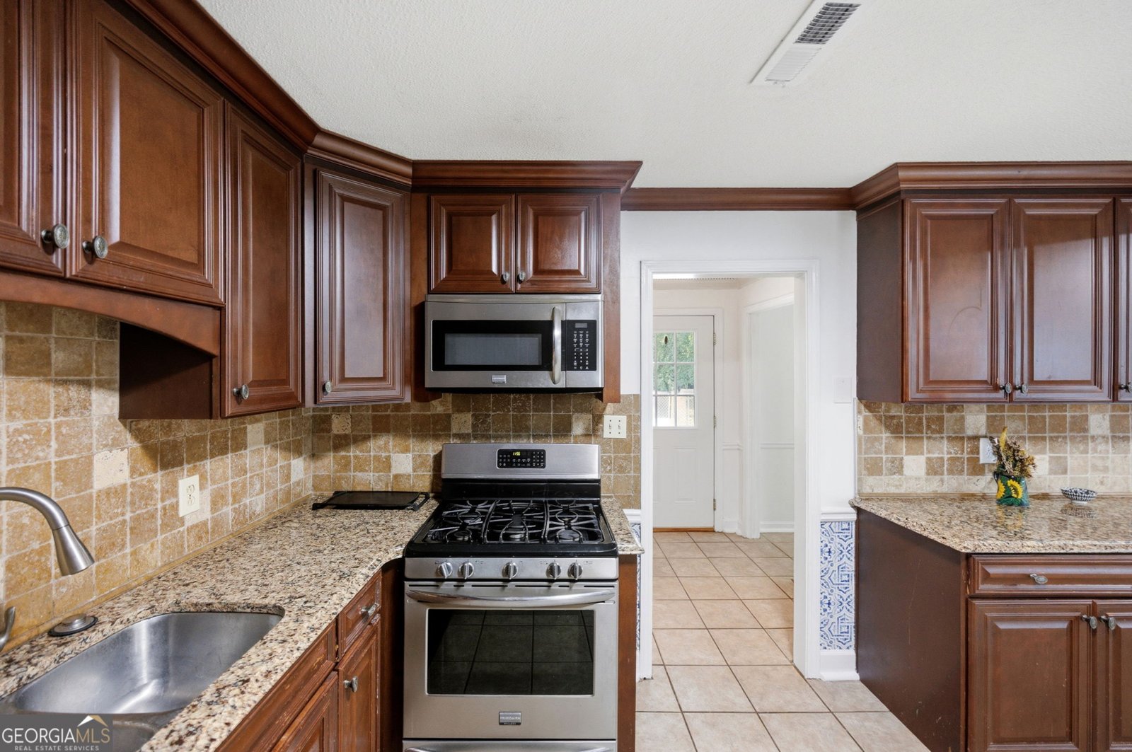 1215 Craddock Way Macon - Photo 9