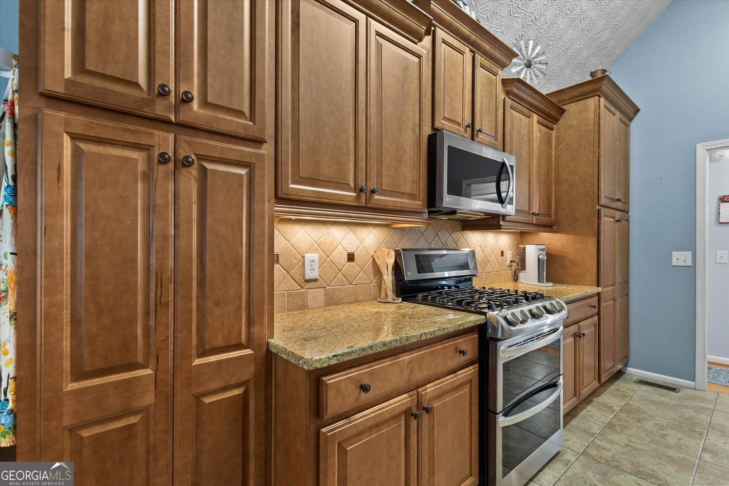 208 Stonegate Court Canton - Photo 17