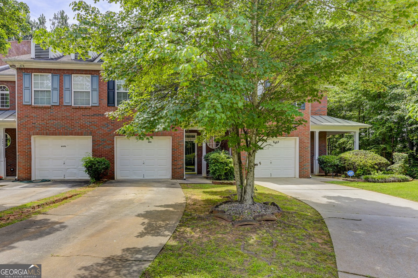 6093 Brookechase Lane Norcross - main photo