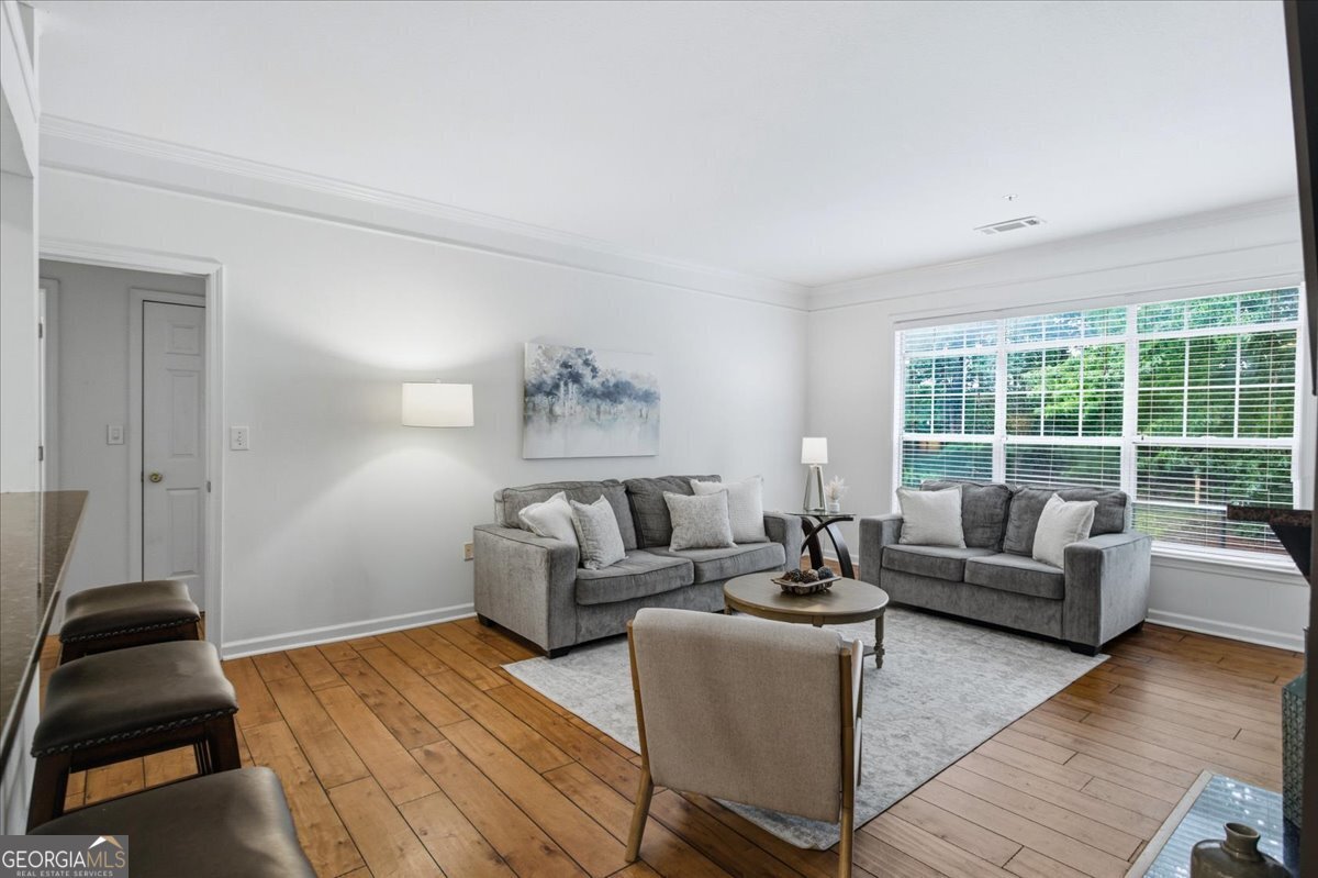 227 Edinburgh Court Milton - Photo 8