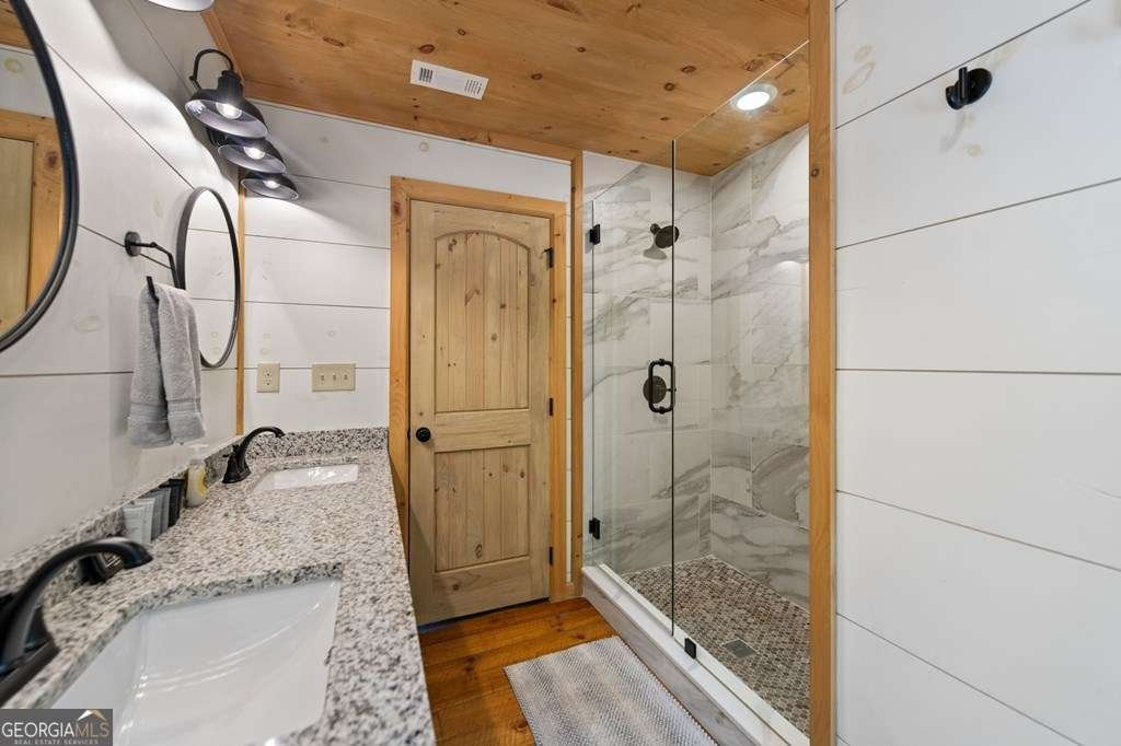 391 Little Bushy Head Road Blue Ridge - Photo 28