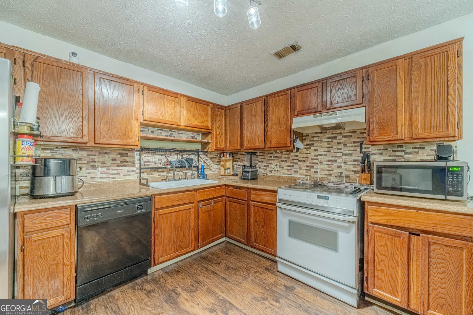 3809 Valley Brook Road Snellville - Photo 13